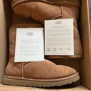 Ugg Classic Short